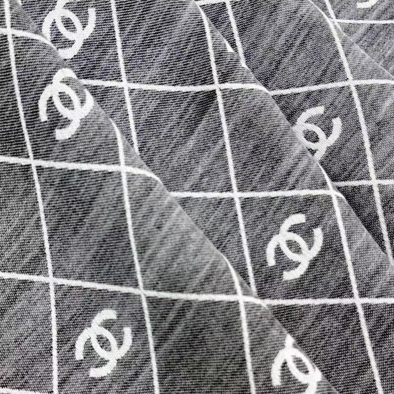 Ch**el